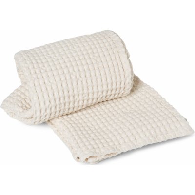 Ferm Living Ručník z organické bavlny Off-white 50 x 100 cm, bílá barva, textil – Zboží Dáma