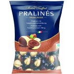 Maitre Truffout Pralinky z mléčné a bílé čokolády s lískooříškovou náplní 125 g – Zboží Dáma