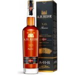A.H. Riise XO Reserve Thin Blue Line 40% 0,7 l (karton) – Sleviste.cz