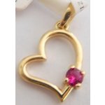 Klenoty Budín Zlatý přívěsek zlaté srdíčko s červeným rubínem 1121638 – Zbozi.Blesk.cz