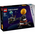 LEGO® Technic 42179 Model Země a Měsíce – Sleviste.cz