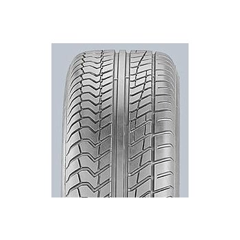 Federal Couragia S/U 235/60 R17 102V