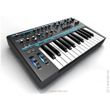 NOVATION Bass Station II