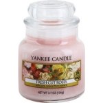 Yankee Candle Fresh Cut Roses 104 g – Hledejceny.cz