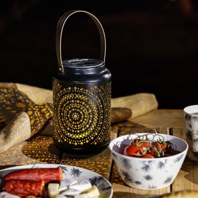 Dekorativní solární kovová lucerna – Sleviste.cz