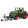 Model Bruder Traktor Fendt 1050 Vario s předním závažím a figurka mechanika s dílenským vybavením 1:16