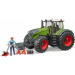 Bruder Traktor Fendt 1050 Vario s předním závažím a figurka mechanika s dílenským vybavením 1:16 – Zboží Mobilmania