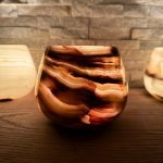 Svícen z přírodního kamene kónický L průměr 12,5 cm Varianta: Výrazný vzor – Zboží Dáma