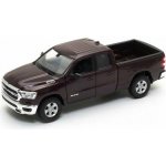Motormax Dodge Ram 1500 Crew Cab LaRamie stříbrná 2019 1:24 – Hledejceny.cz
