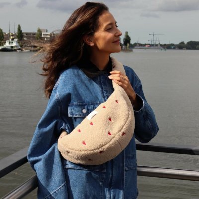 Studio Noos crossbody taška Mini Teddy Ecru Hearts – Hledejceny.cz