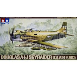 Tamiya A-1J Skyraider USAF 1:48