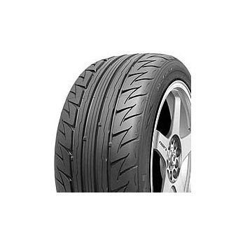 Roadstone N9000 215/35 R18 84Y