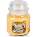 Svíčka Yankee Candle Vanilla Cupcake 411 g