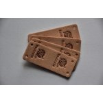 Koženkový štítek půlený Hand made klubko 5x2cm béžovo-růžový – Zboží Dáma