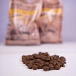 Wiejska Zagroda Jehněčí s kachnou 1 kg – Zbozi.Blesk.cz