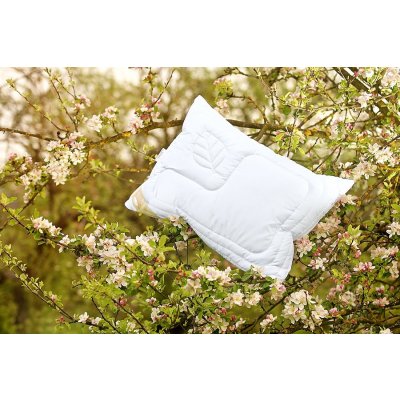 Ložnice21. Polštář Lyocell Tencel s chladivým účinkem 70x90 zip+vak 1200 g – Sleviste.cz