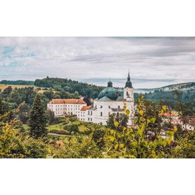 Moravský kras stylově: Romantický pobyt na Zámku Křtiny se snídaní nebo polopenzí a welcome drinkem + dárek - 2 dny pro 2 osoby