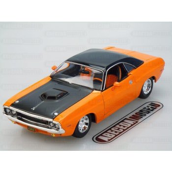 Maisto Dodge Challenger R T 1970 custom 1:24