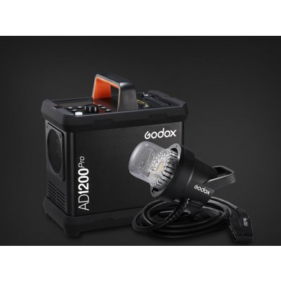 Godox Bateriový generátor se zábleskovou hlavou GODOX AD1200Pro , TTL , HSS , 1200Ws – Sleviste.cz
