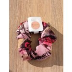 Látková gumička scrunchie růžovovínová se vzorem, ručně šitá – Zboží Dáma