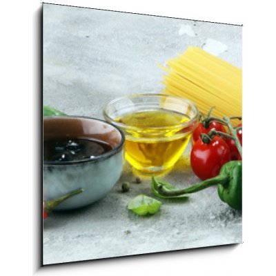 Obraz 1D - 50 x 50 cm - Italian food background with different types of pasta, health or vegetarian concept. Italské jídlo pozadí s různými druhy těstovin, zdraví nebo v