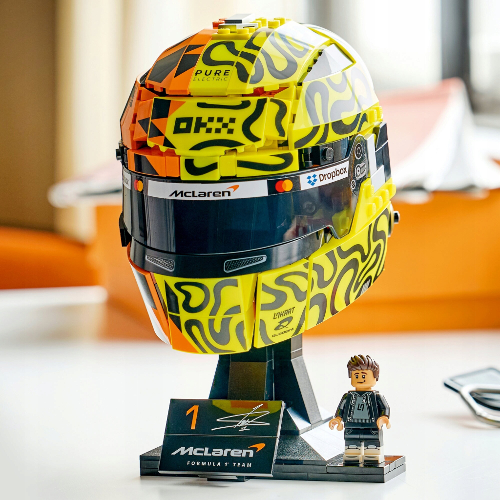 LEGO Editions 43023 Helma Lando Norris z týmu McLaren Mastercard F1