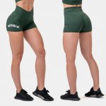 Nebbia Classic Hero šortky s vysokým pasem 582 dark green – Sleviste.cz