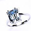 Prsteny Čištín Stříbrný prsten s krystalem light safír T 1201