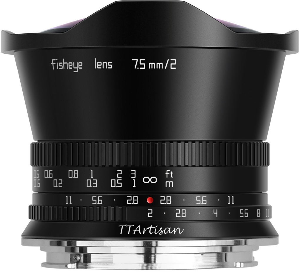 TTArtisan APS-C 7.5mm F/2.0 Canon RF mount