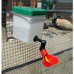 B-FARM napáječka s mističkou 0,5 l – Zboží Mobilmania