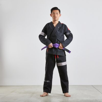 OUTSHOCK Kimono 500 na brazilské JiuJitsu