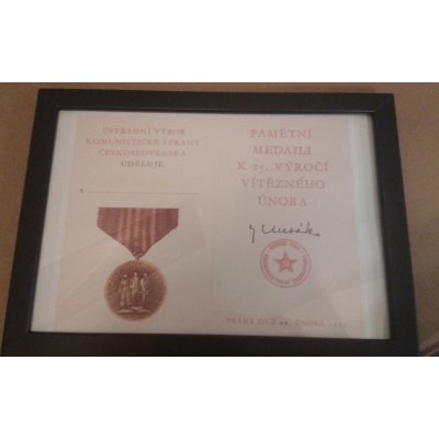 Pamětní medaile k 25. výročí Vítězného února jako retro dárek – Zboží Mobilmania