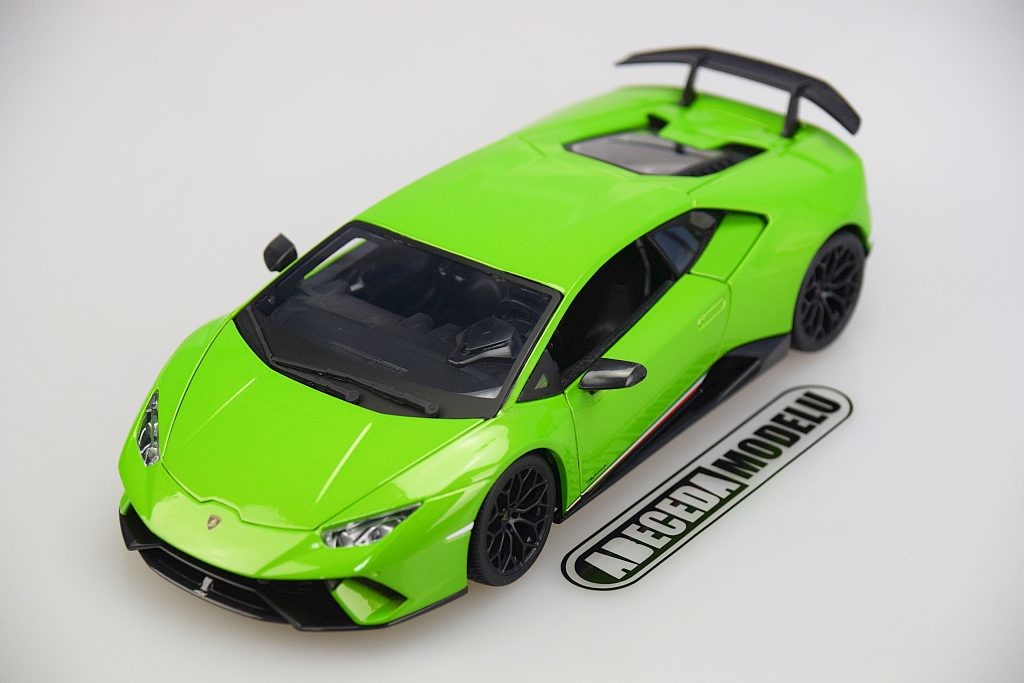 Maisto Lamborghini Huracan Performante 1:18