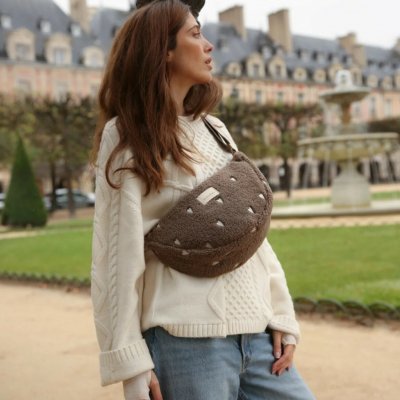 Studio Noos Crossbody taška Mini Teddy Brown Hearts – Zbozi.Blesk.cz