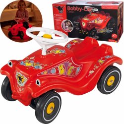 BIG auto Bobby Car Classic Požiarnik BIG červené so zvukom a svetlom a nálepkami