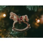 Keramikaportal.eu.Keramický houpací koník s očkem na pověšení barva červená.6x6cm. – Hledejceny.cz