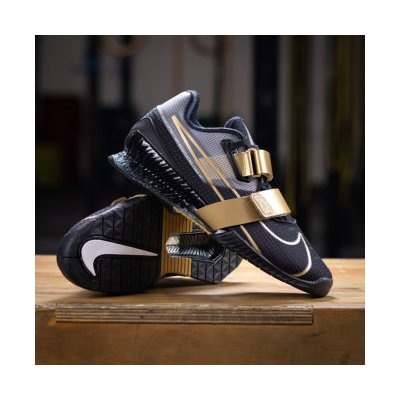 Nike Nike Vzpěračské boty Romaleos 4 black/metallic gold – Sleviste.cz