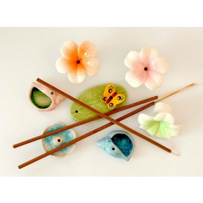 Naše výroba keramický stojánek na vonné tyčinky a františky ZELENÝ LÍSTEK – Hledejceny.cz