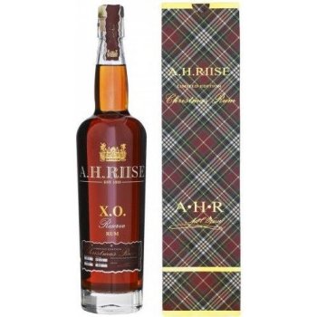 A.H. Riise XO Christmas 20y 40% 0,7 l (karton)