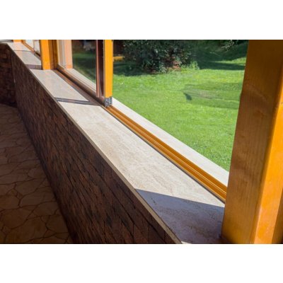 TONE OF STONE Vnitřní parapet z přírodního kamene Travertin Romano Classico lesk, 2250x150x30 mm – HobbyKompas.cz