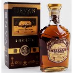 Ijevan Premium Brandy 3y 40% 0,5 l (karton) – Zboží Dáma