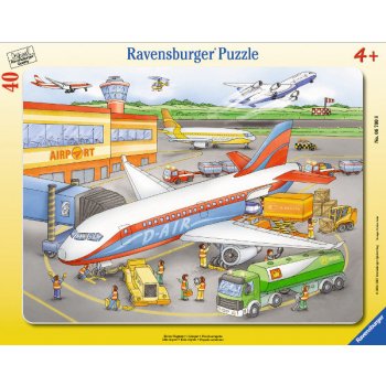 Ravensburger rámové Na letišti 40 dílků