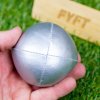 Ostatní společenské hry Žonglovací míček 65mm JuggleDream na trénování žonglování Stříbrná