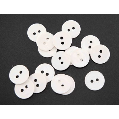 Dírkový knoflík - prádlový - mandlovací - bílý - průměr 1,5 cm – Zboží Dáma
