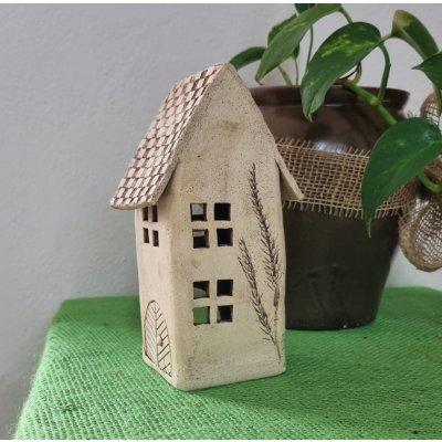 Keramický domeček s větvičkou 20 cm - dekorace do bytu i do zahrady