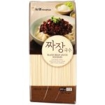 NongHyup Nudle na korejskou omáčku z černých fazolí Jajangmyeon 0,9 kg – Sleviste.cz