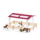 Schleich 42344 Stáj s koňmi a příslušenstvím