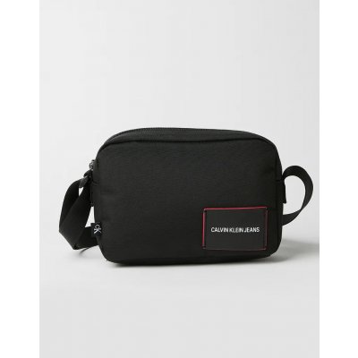 Calvin Klein černá crossbody kabelka CAMERA BAG – Zboží Mobilmania