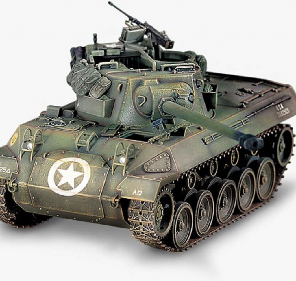 Academy Model Kit tank 13255 US ARMY M 18 HELLCAT 1:35