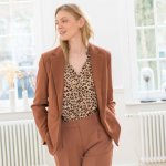 Splývavý blejzr karamelová – Zbozi.Blesk.cz